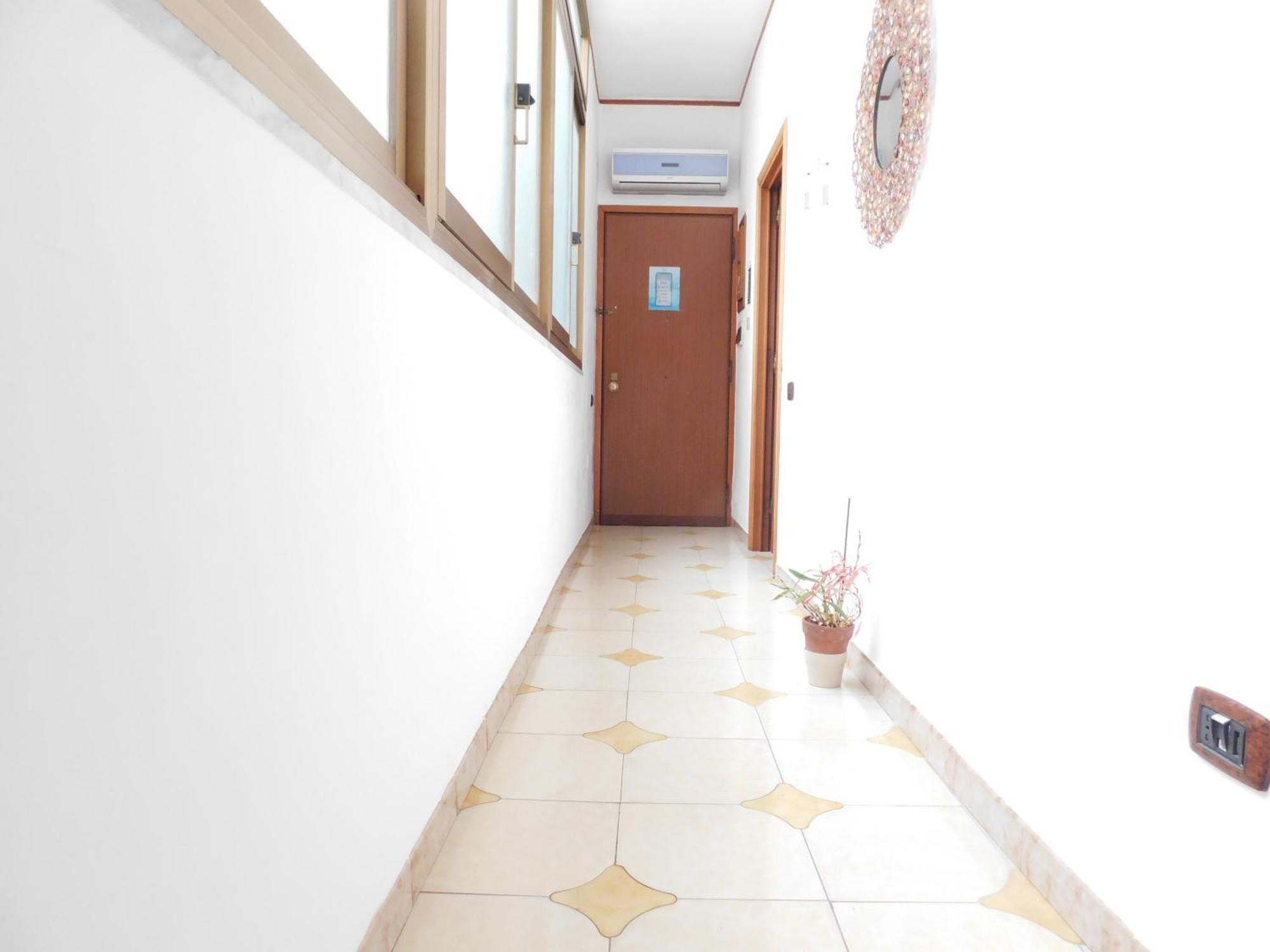 Piacevole Appartamento Chiaia Napoli Esterno foto